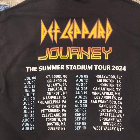 Gildan Black Def Leppard Tour T-Shirt - Picture 4 of 4